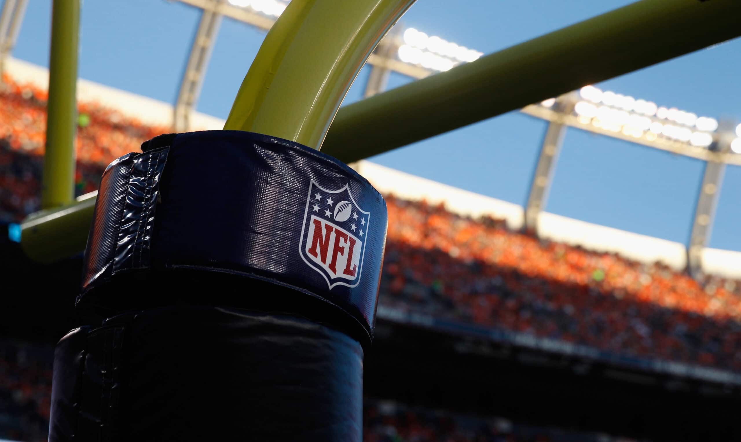 Pemandangan umum stadion saat Indianapolis Colts menghadapi Denver Broncos di Sports Authority Field di Mile High pada 7 September 2014 di Denver, Colorado. Broncos mengalahkan Colts 31-24.