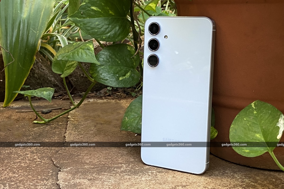 Ulasan Samung Galaxy A55 Desain NDTV 