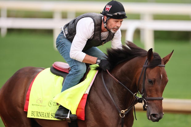 Burnham Square berlatih di trek selama latihan pagi sebelum berlangsungnya Kentucky Derby di Churchill Downs pada 1 Mei 2025, di Louisville, Kentucky. 