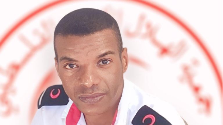 Paramedis Assad al Nsasrah.