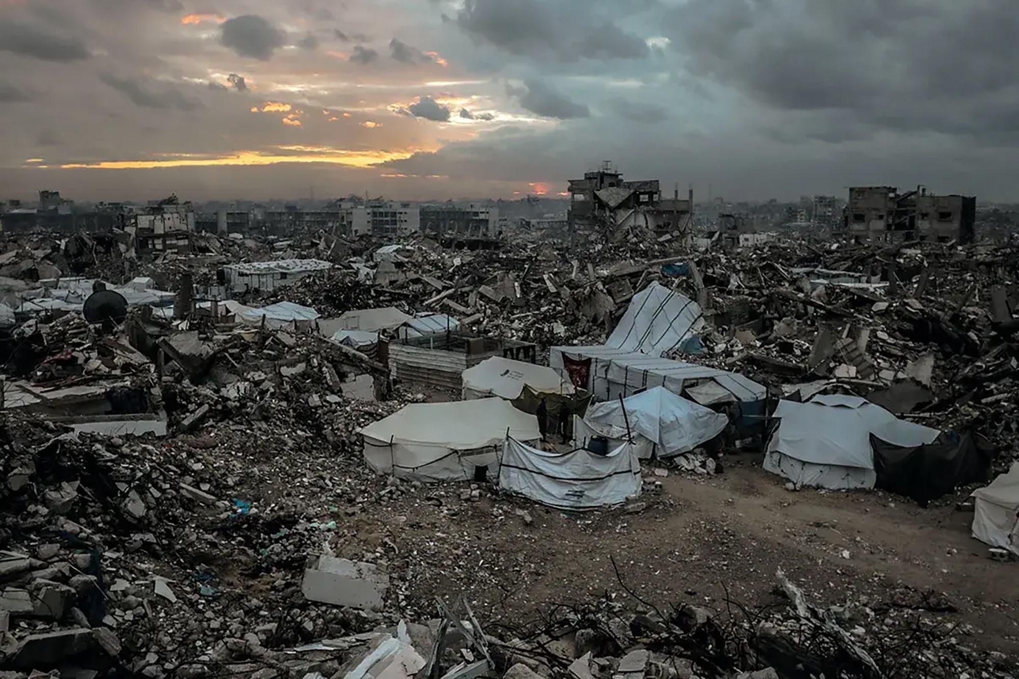 Perang telah menghancurkan Gaza. Perang telah menghancurkan Gaza.