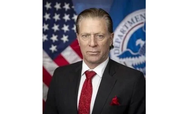Penjabat kepala FEMA David Richardson 
