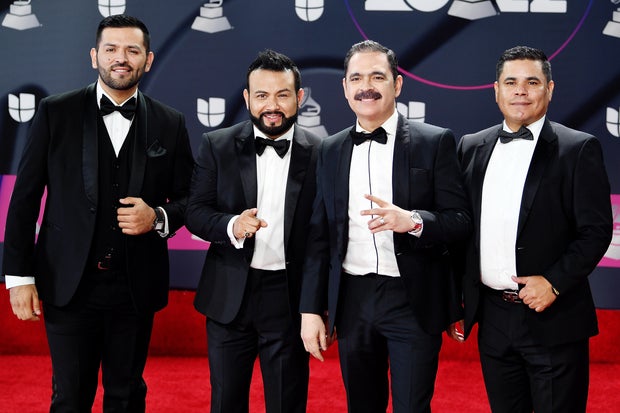 Penghargaan Grammy Latin Tahunan ke-23 - Kedatangan 