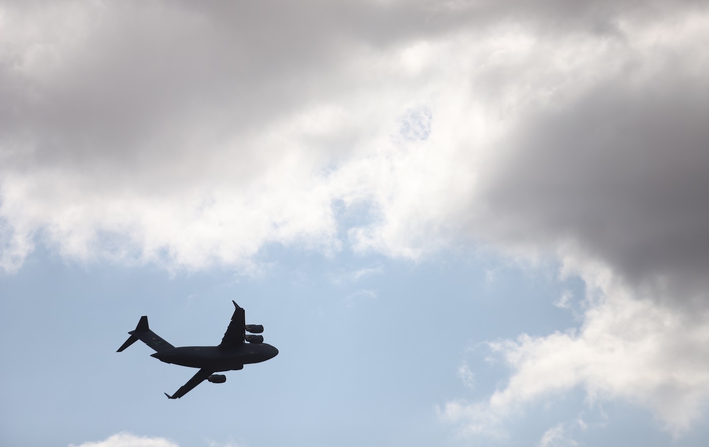 Migran dari Guatemala dideportasi ke negara mereka dengan pesawat militer Amerika Serikat di fasilitas Fort Bliss di El Paso, Texas, pada 30 Januari 2025.