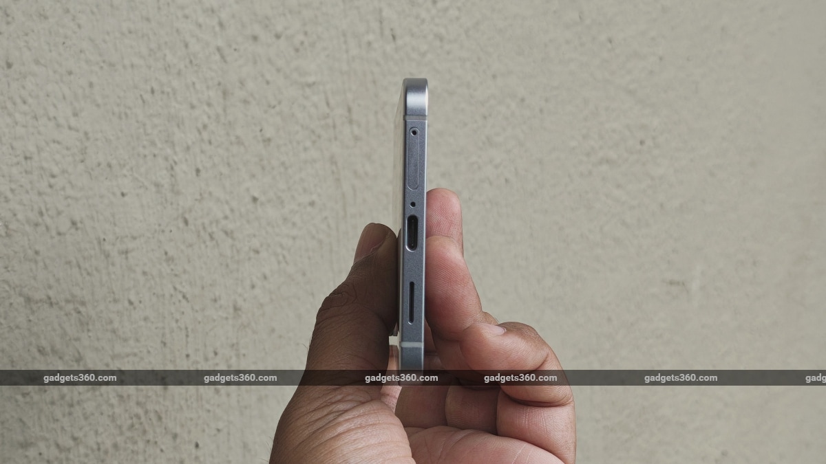 samsung galaxy s25 edge pengisian iphone 15pm gadget 360 SamsungGalaxyS25Edge Samsung