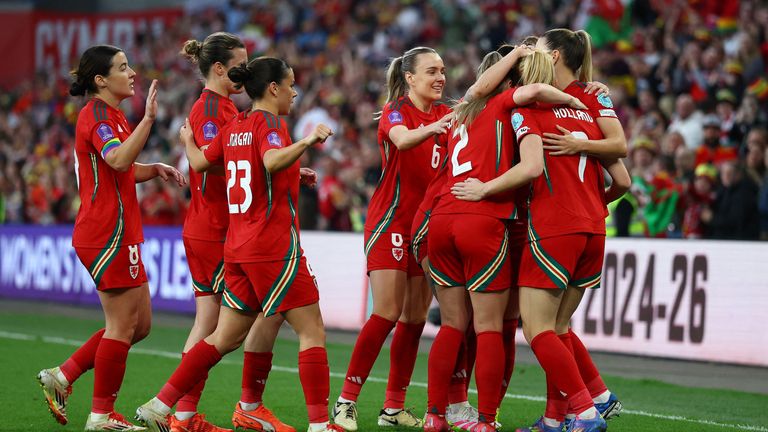 Sepak Bola Sepak Bola - Liga Bangsa-Bangsa Wanita - Liga A - Wales v Denmark - Stadion Kota Cardiff, Cardiff, Wales, Inggris - 4 April 2025 Wales'