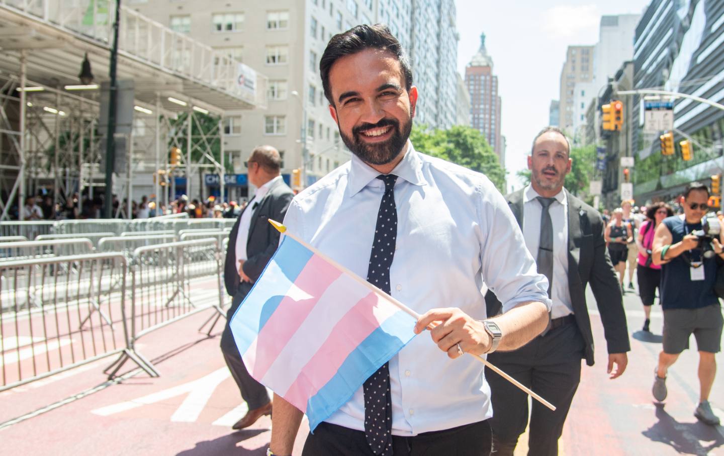 Zohran Mamdani menghadiri New York City Pride March 2025 pada 29 Juni 2025.