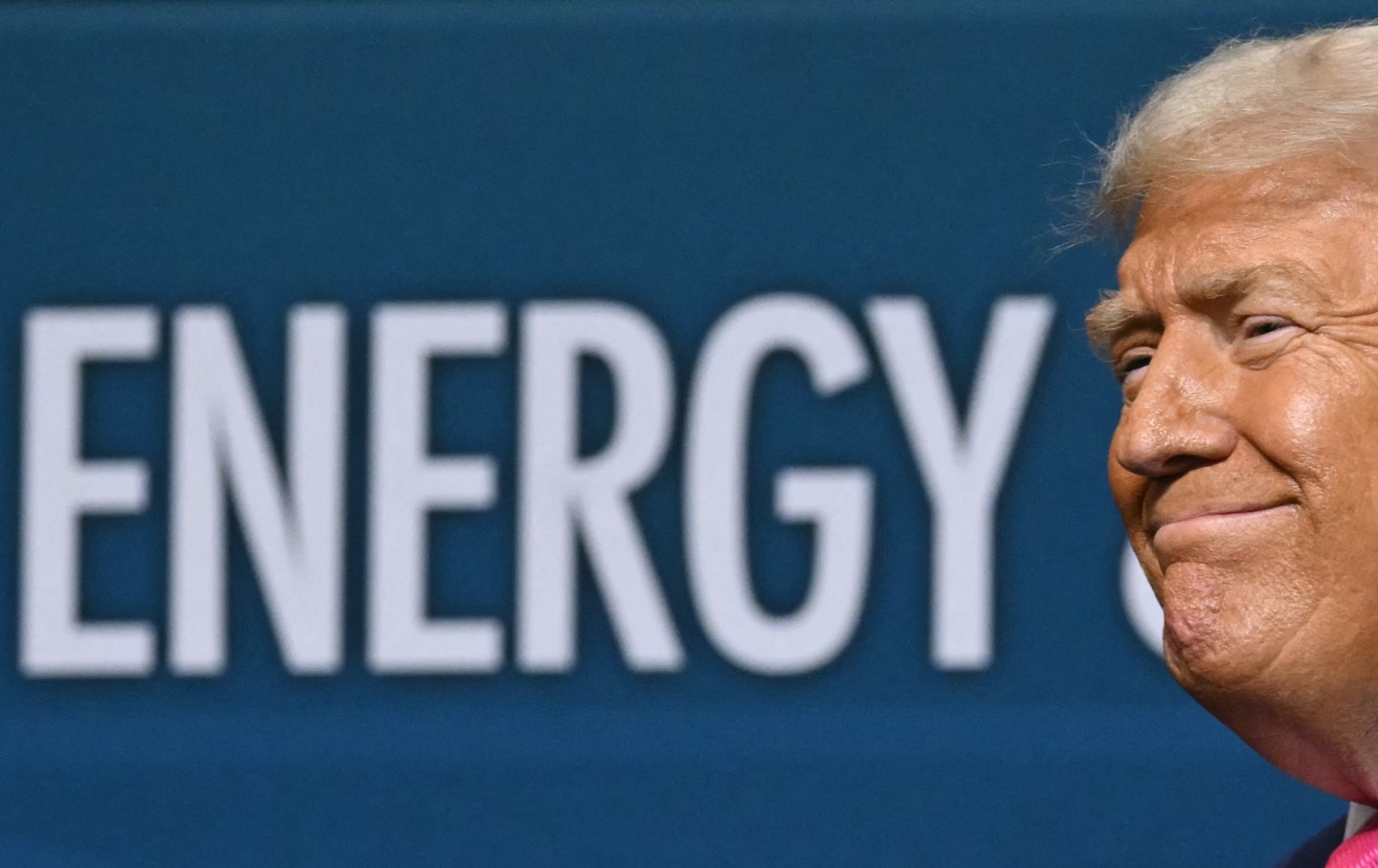 Donald Trump menghadiri KTT Energi dan Inovasi Pennsylvania di kampus Universitas Carnegie Mellon di Pittsburgh, Pennsylvania pada 15 Juli 2025.